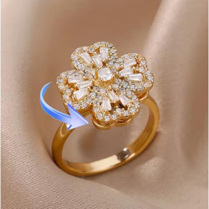 Zyrkonia Gold Ring